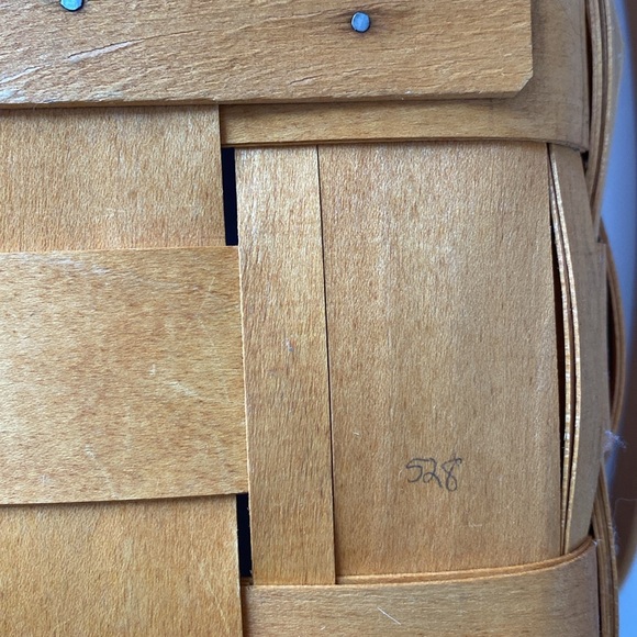 Longaberger Pie Carrier with Protector and Riser - Picture 8 of 16